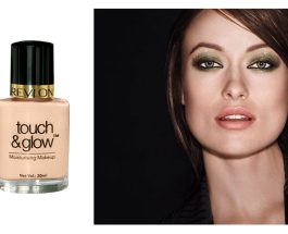 Revlon Touch And Glow Natural Mist Foundation Review