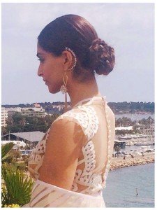 Sonam-Kapoor-Hot-In-White-Dress3   