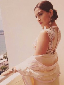 Sonam-Kapoor-Hot-In-White-Dress7   